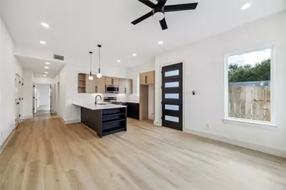 424 Calloway Street #A/B, Houston, TX 77029 - Photo 15