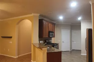 111 W Kentwick Pl, Conroe, TX 77384 - Photo 3