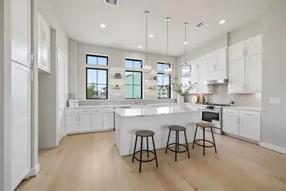 1704 Sedola Lane, Houston, TX 77055 - Photo 3