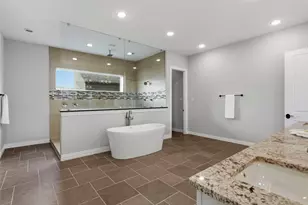 1917 Potomac Dr, Houston, TX 77057 - Photo 23