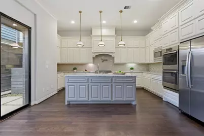 1917 Potomac Drive #C, Houston, TX 77057 - Photo 7