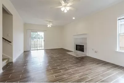 807 Victoria Lakes Drive, Katy, TX 77493 - Photo 3