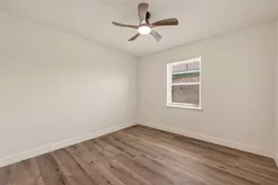 148 W Whitney St, Houston, TX 77018 - Photo 21