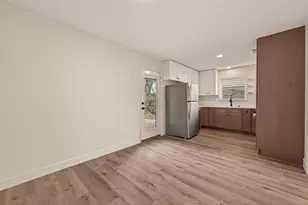 148 W Whitney St, Houston, TX 77018 - Photo 9