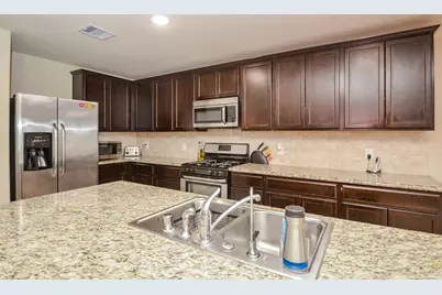 9426 Barton Crossing, Richmond, TX 77407 - Photo 3