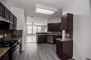 19527 Juniper Vale Cir, Houston, TX 77084 - Photo 9