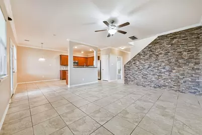 3041 Heather Grove Lane, Dickinson, TX 77539 - Photo 5