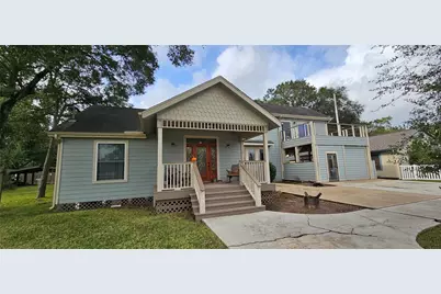 409 Perkins Avenue, League City, TX 77573 - Photo 1