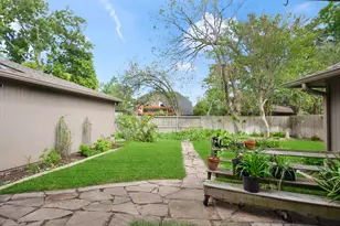 15807 Brookvilla Dr, Houston, TX 77059 - Photo 29