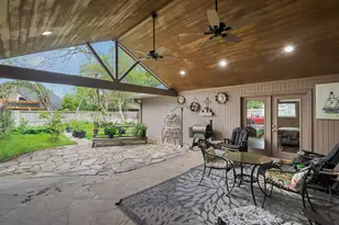 15807 Brookvilla Dr, Houston, TX 77059 - Photo 29