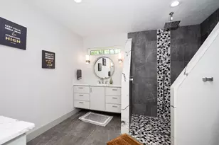 15807 Brookvilla Dr, Houston, TX 77059 - Photo 17