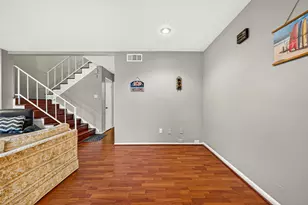 10199 Beekman Pl Dr, Houston, TX 77043 - Photo 7