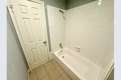 14600 Fonmeadow Drive #605, Houston, TX 77035 - Photo 19