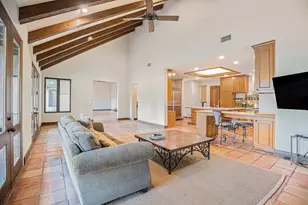 4 Del Oro Ct, Baytown, TX 77521 - Photo 7