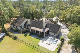 4 Del Oro Ct, Baytown, TX 77521 - Photo 1