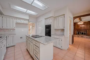 2727 Raintree Dr, Sugar Land, TX 77478 - Photo 25