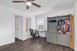 8124 Sterlingshire St, Houston, TX 77078 - Photo 17