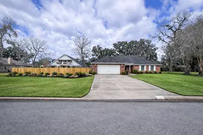 248 Wentworth Drive, West Columbia, TX 77486 - Photo 3