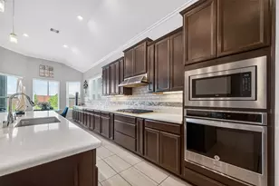 131 Crown Est Wy, Sugar Land, TX 77498 - Photo 21