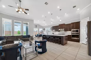 131 Crown Est Wy, Sugar Land, TX 77498 - Photo 17