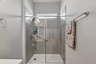 131 Crown Est Wy, Sugar Land, TX 77498 - Photo 13