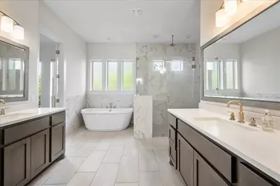 19112 Leisure Lane, Jonestown, TX 78645 - Photo 23