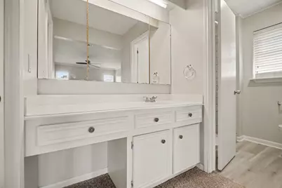 16463 Hickory Knoll Drive, Houston, TX 77059 - Photo 17