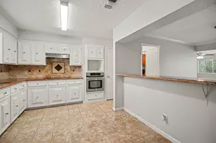 16463 Hickory Knoll Dr, Houston, TX 77059 - Photo 13
