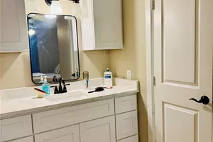 10202 Forum Park Dr, Houston, TX 77036 - Photo 13
