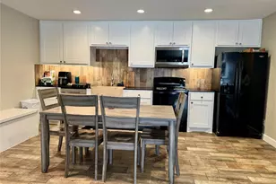 10202 Forum Park Dr, Houston, TX 77036 - Photo 9