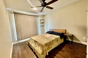 10202 Forum Park Dr, Houston, TX 77036 - Photo 15