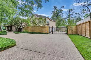 8202 Burkhart, Houston, TX 77055 - Photo 23