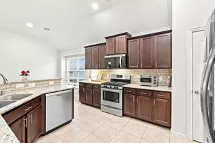 18431 Weeping Spring Dr, Cypress, TX 77429 - Photo 7