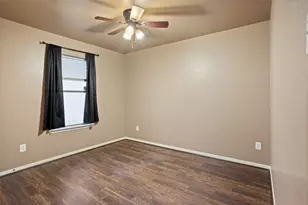 9219 Summer Valley Ln, Richmond, TX 77407 - Photo 11