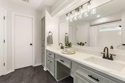18 Mayfair Grove Court, The Woodlands, TX 77381 - Photo 27