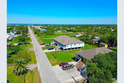 527 12th Street, San Leon, TX 77539 - Photo 3