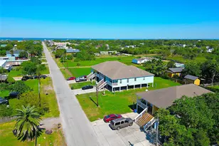 527 12th St, San Leon, TX 77539 - Photo 3