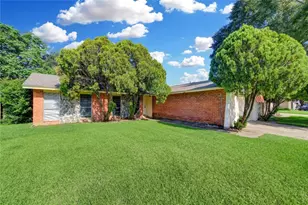 10514 Rancho Bernardo Ln, Sugar Land, TX 77498 - Photo 3