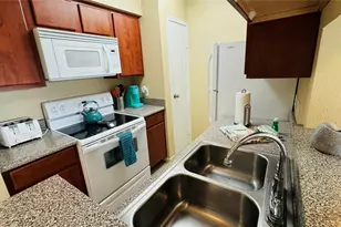 3506 Cove View Blvd, Galveston, TX 77554 - Photo 9