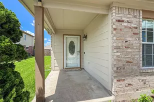 3209 Wheatmeadow Ct, Pearland, TX 77581 - Photo 3