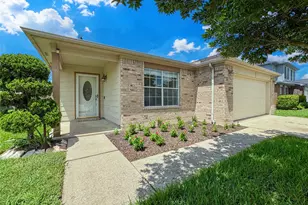 3209 Wheatmeadow Ct, Pearland, TX 77581 - Photo 1