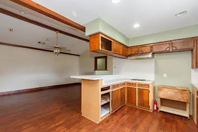 618 W 9th Street, Freeport, TX 77541 - Photo 3