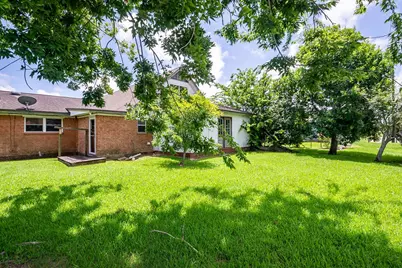 618 W 9th Street, Freeport, TX 77541 - Photo 29