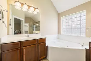 2630 Tranquil Oaks Ct, Houston, TX 77345 - Photo 25