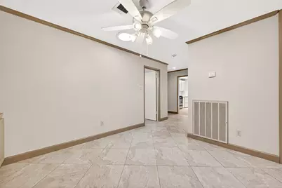 11007 Bandlon Drive, Houston, TX 77072 - Photo 7