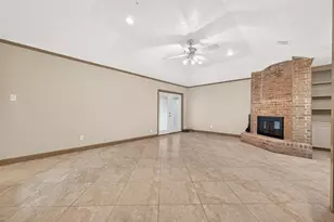11007 Bandlon Dr, Houston, TX 77072 - Photo 9
