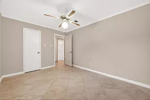 11007 Bandlon Dr, Houston, TX 77072 - Photo 41