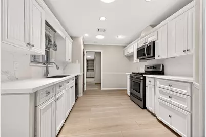 11007 Bandlon Drive, Houston, TX 77072 - Photo 15