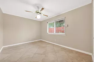 11007 Bandlon Dr, Houston, TX 77072 - Photo 39