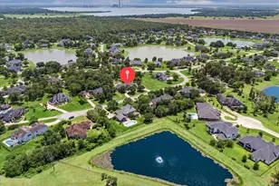 8827 Aubrey Ln, Richmond, TX 77469 - Photo 3